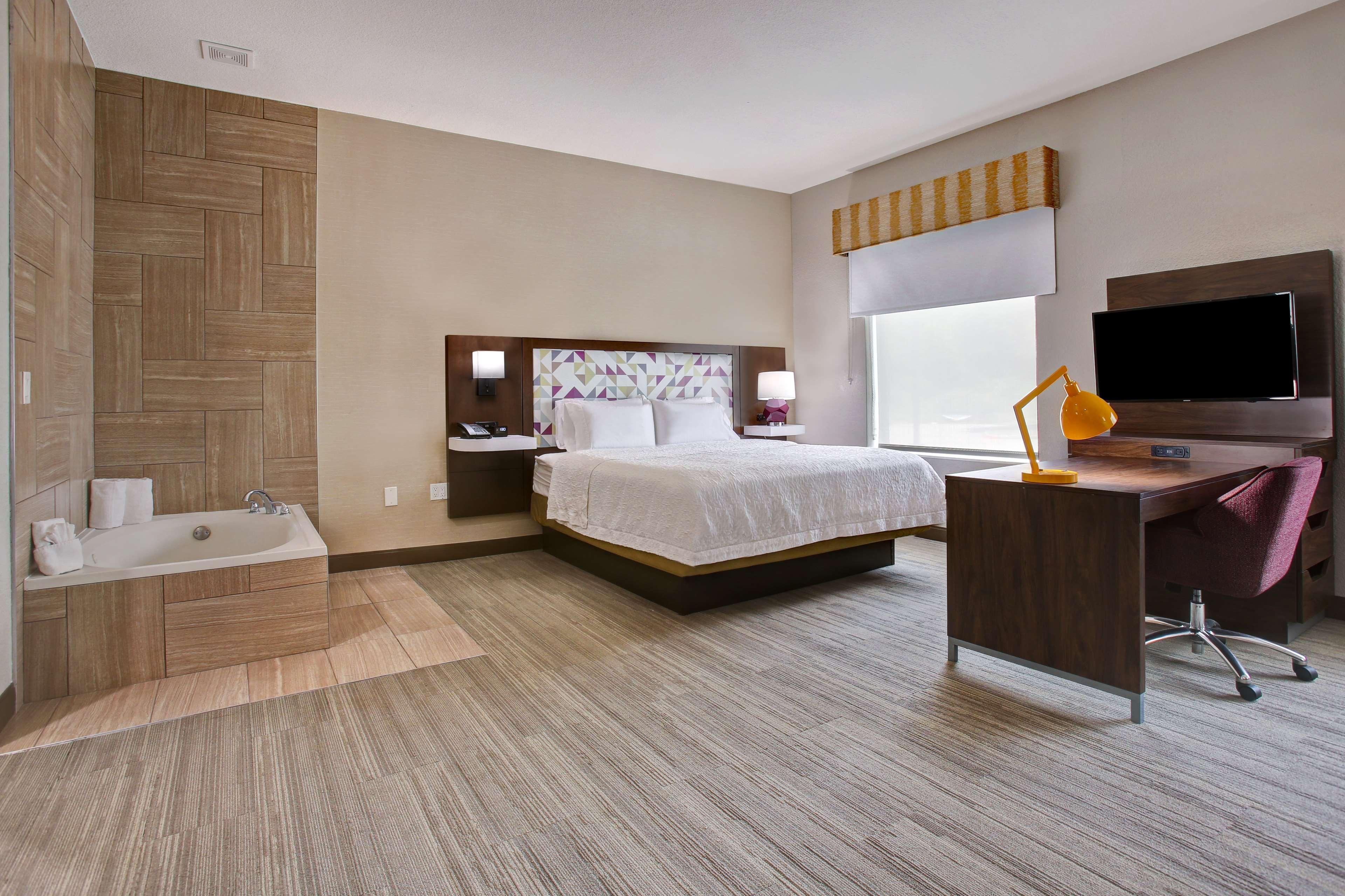 Hampton Inn & Suites Dallas-Де-Сото Екстер'єр фото