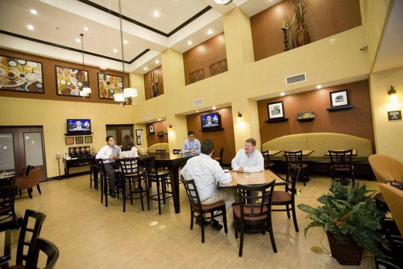 Hampton Inn & Suites Dallas-Де-Сото Екстер'єр фото